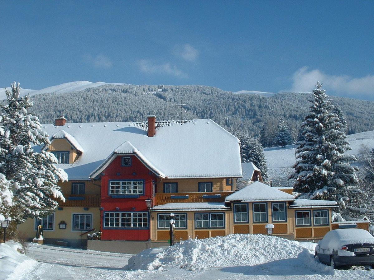 Edelsteinhotel Guniwirt Krakaudorf Buitenkant foto