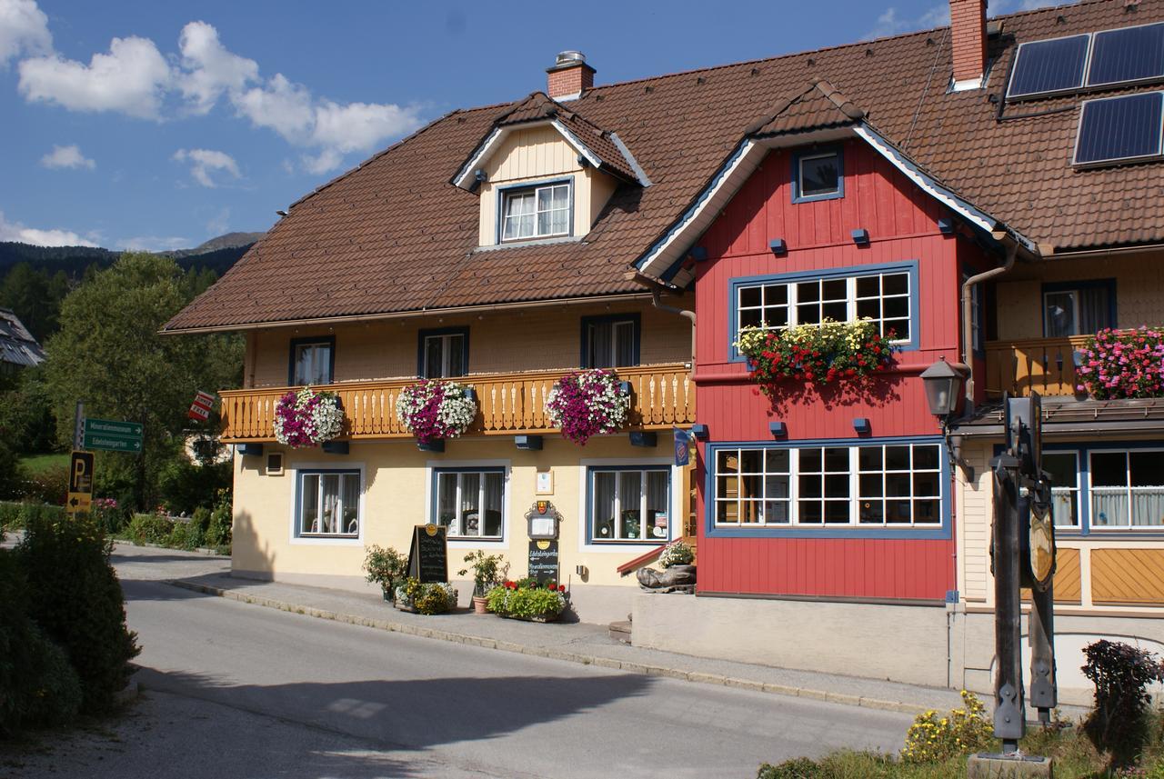 Edelsteinhotel Guniwirt Krakaudorf Buitenkant foto