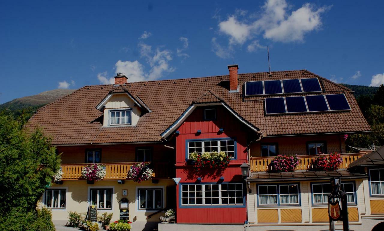 Edelsteinhotel Guniwirt Krakaudorf Buitenkant foto